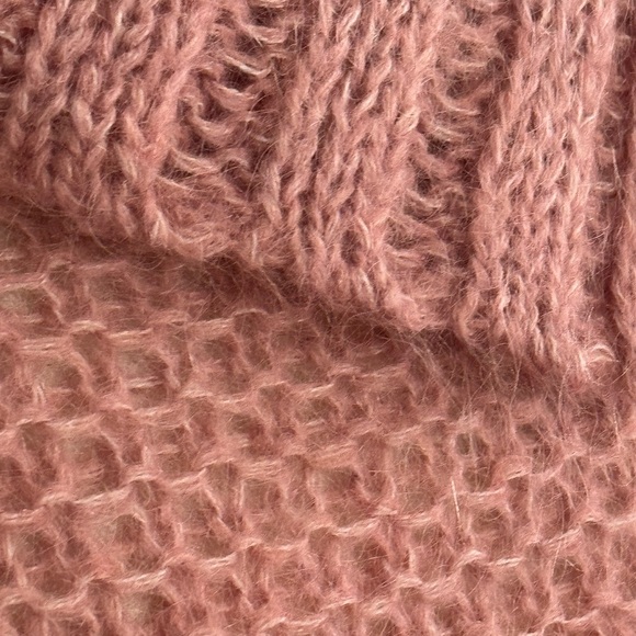 FREE PEOPLE Pink Cowl Neck Split Sweater Wool Size M S Fuzzy Knit Open Weave - Picture 4 of 8